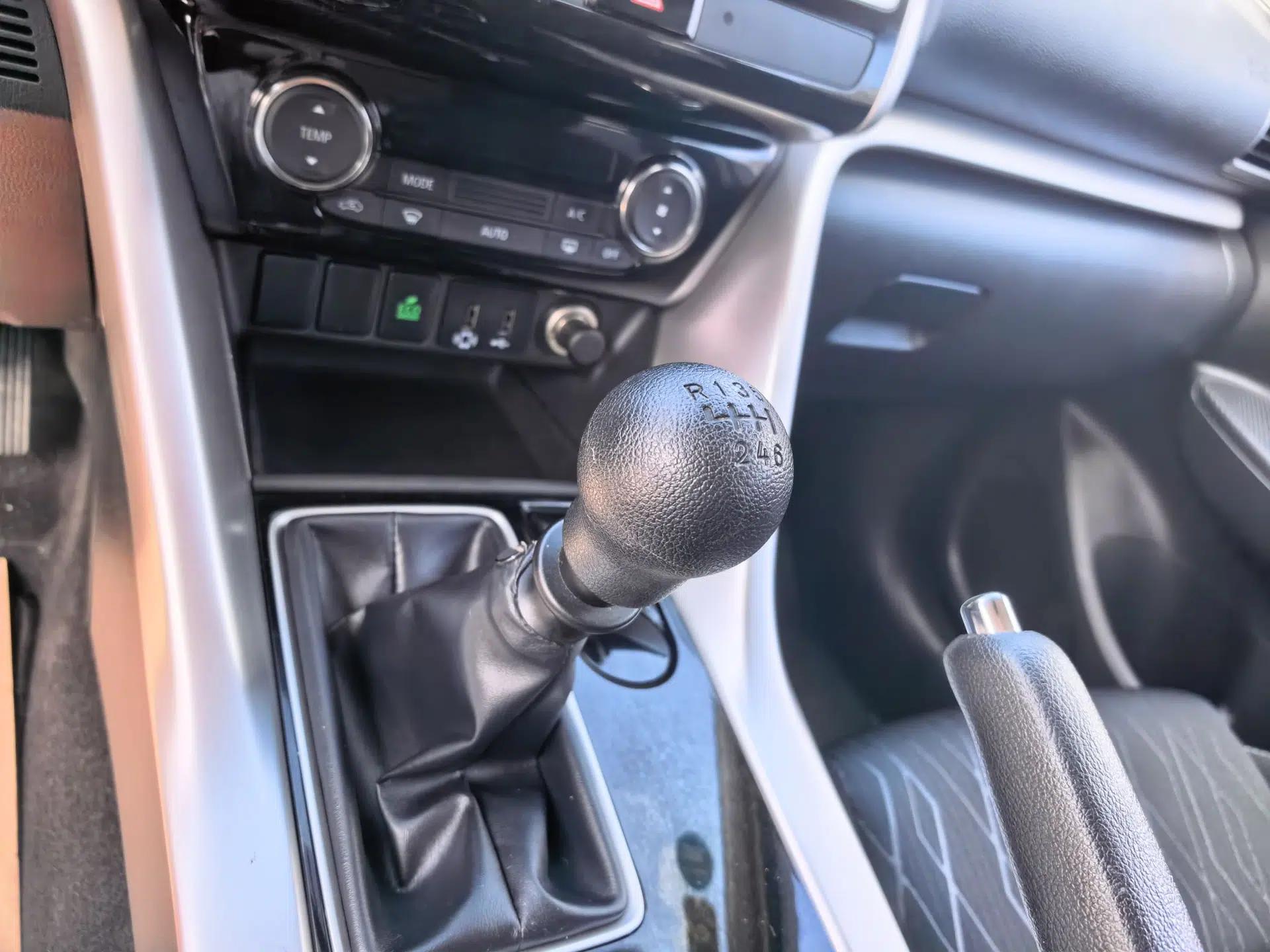 Mitsubishi Eclipse Cross 2018 1.5T Manual Two-Wheel Drive Youth Edition — миниатюра 17