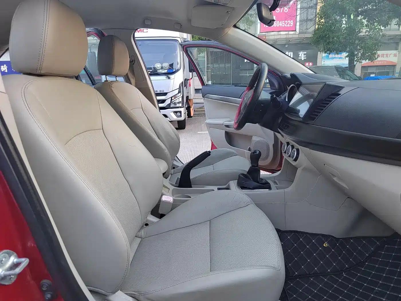 Lancer EX 2010 Fashion Edition 1.8L Manual Smart Model — миниатюра 8