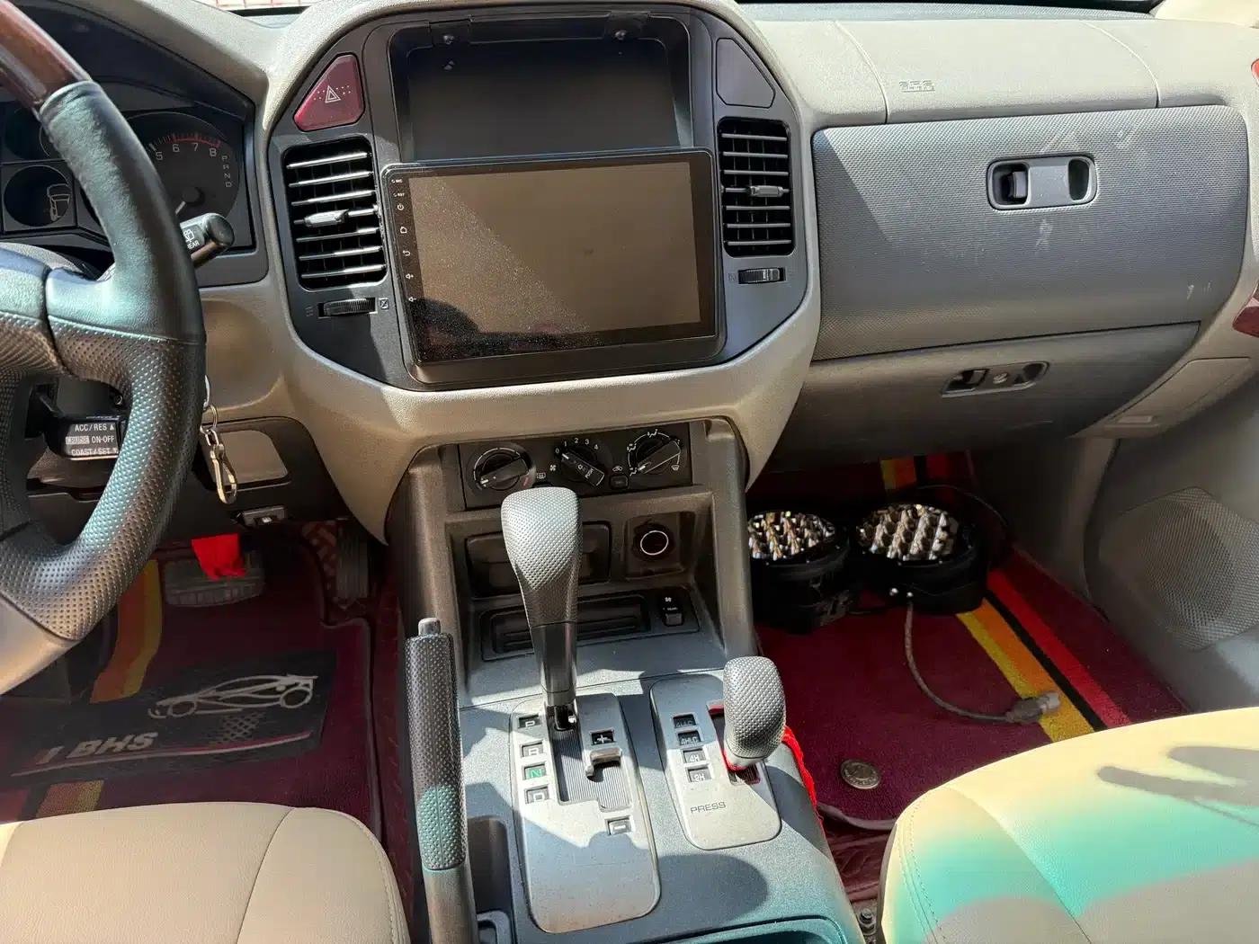 2006 Pajero 3.0L AT GLS — миниатюра 11