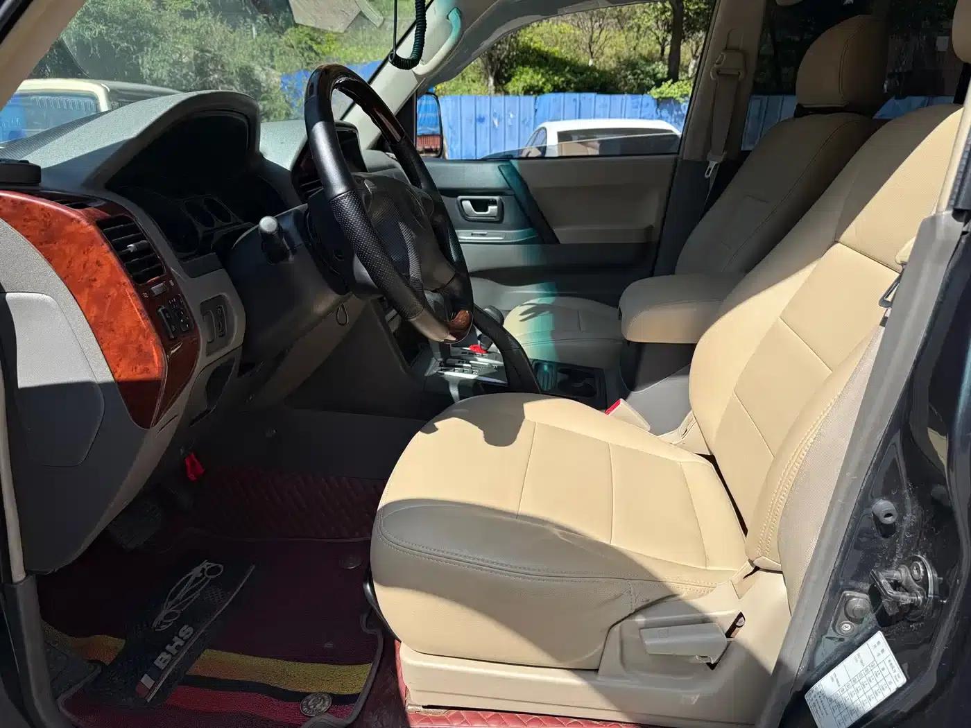 2006 Pajero 3.0L AT GLS — миниатюра 7