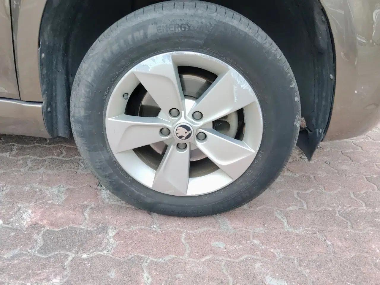 Skoda Yeti 2016 1.4TSI DSG Advanced Edition — миниатюра 8