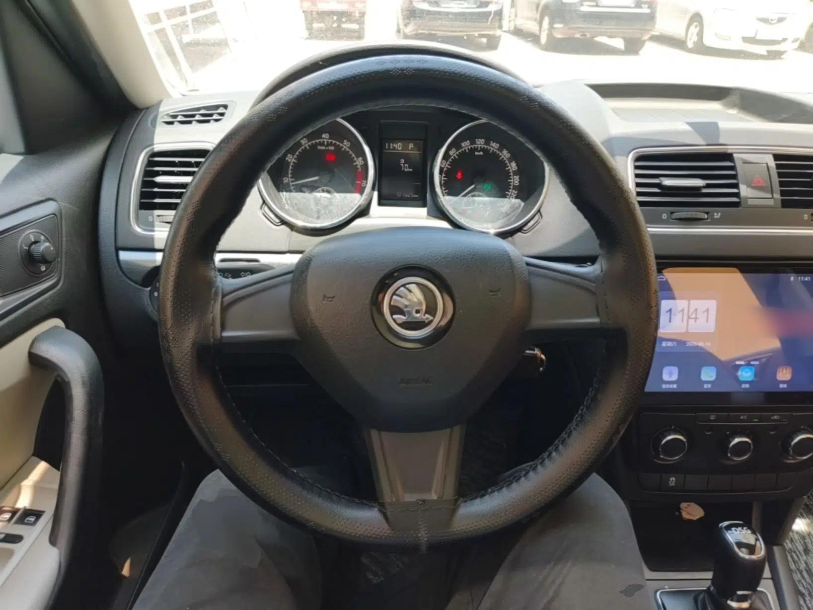 Skoda Yeti 2016 1.4TSI DSG Advanced Edition — миниатюра 14