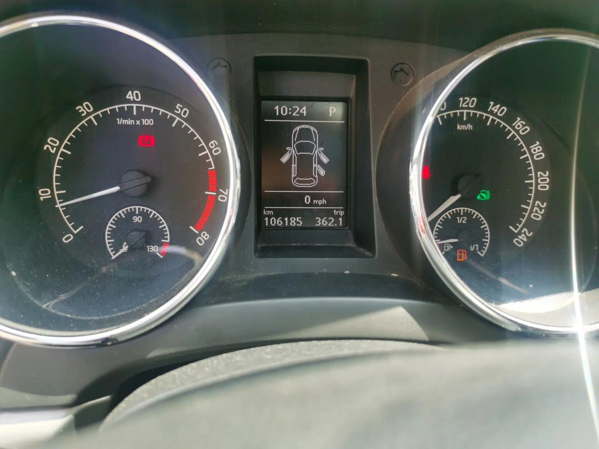 Skoda Yeti 2017 TSI280 DSG Prestige Edition — миниатюра 11