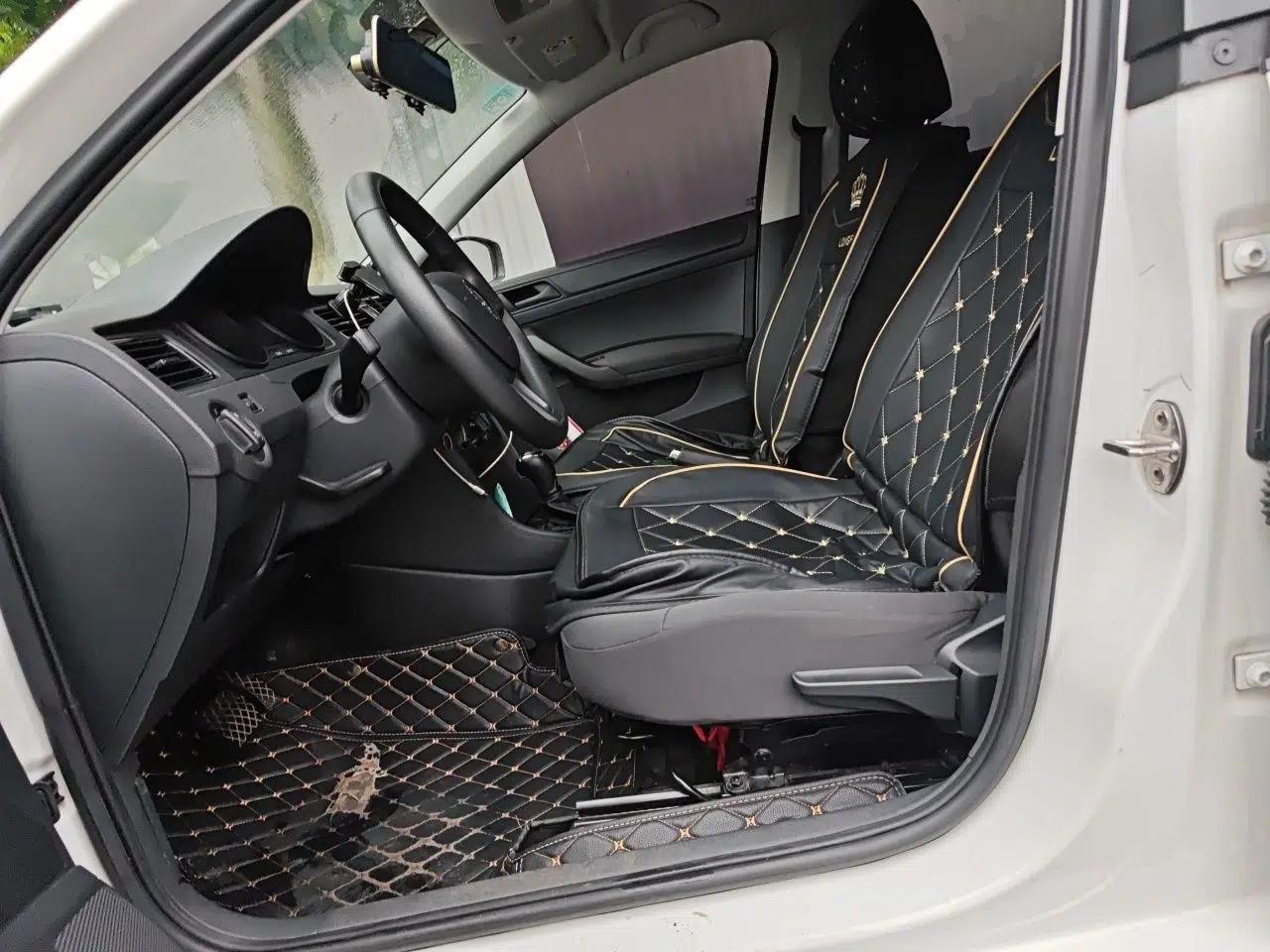 Skoda Rapid Spaceback 2019 Revised Version 1.5L Automatic Standard Edition China V Standard — миниатюра 16