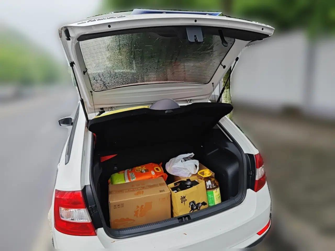 Skoda Rapid Spaceback 2019 Revised Version 1.5L Automatic Standard Edition China V Standard — миниатюра 20