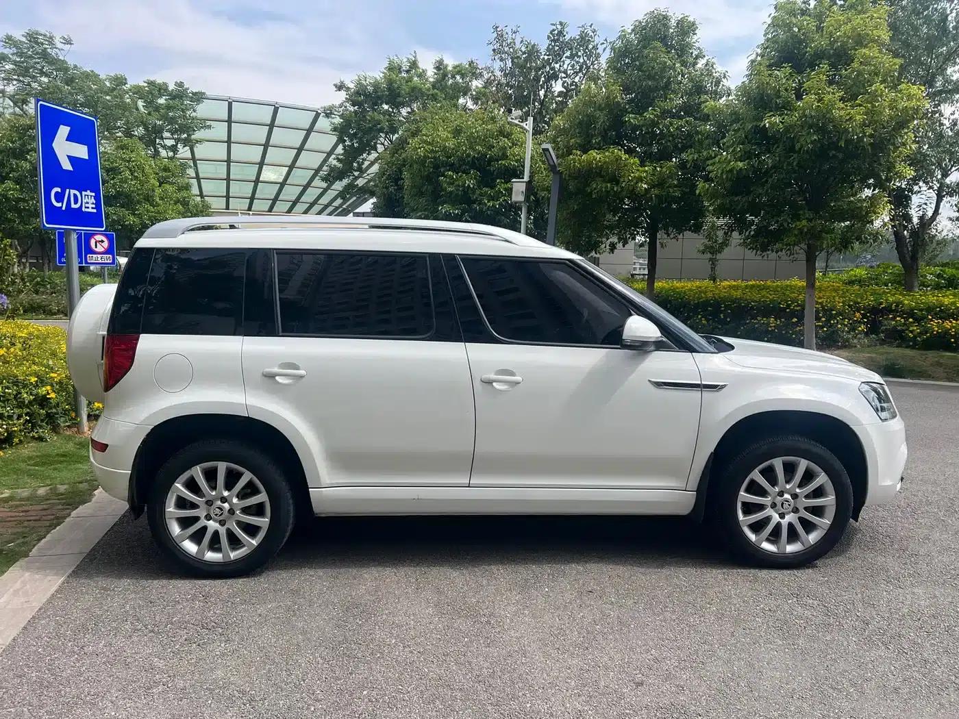 Yeti 2017 TSI280 DSG Adventure Edition — миниатюра 9