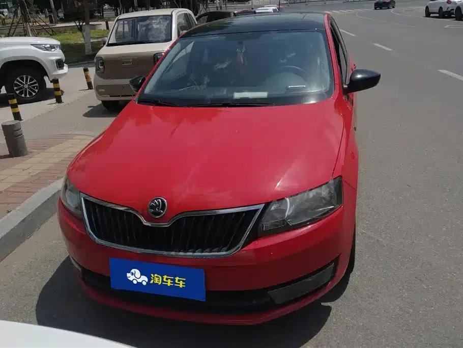 Rapid 2014 1.6L Automatic Enjoy Edition — миниатюра 2