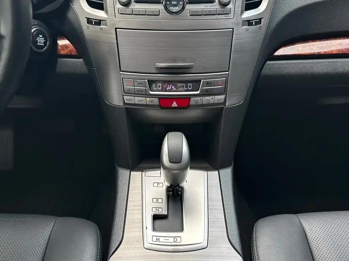 Outback 2011 2.5i Luxury Edition — миниатюра 15