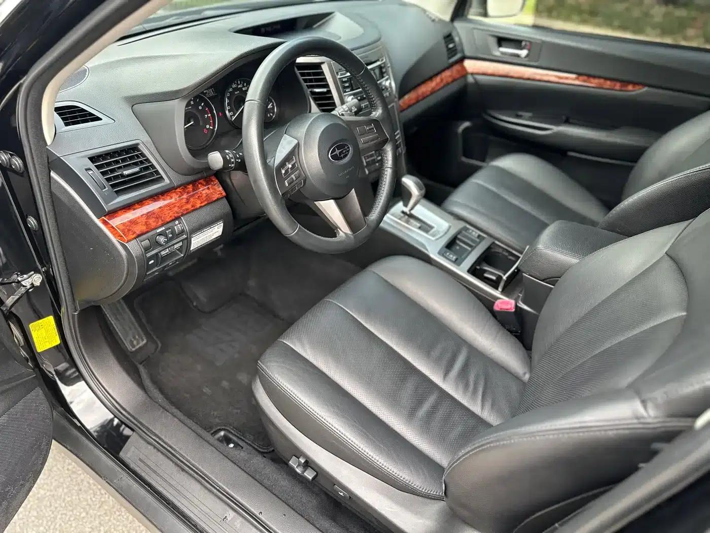 Outback 2011 2.5i Luxury Edition — миниатюра 7