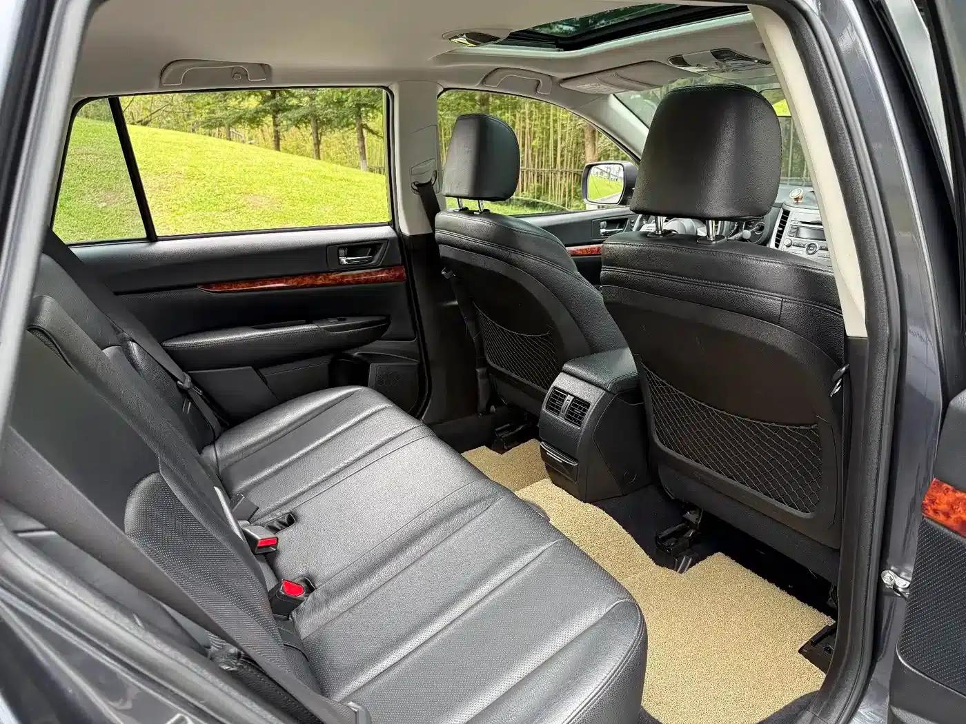 Outback 2010 2.5i Luxury Edition — миниатюра 13