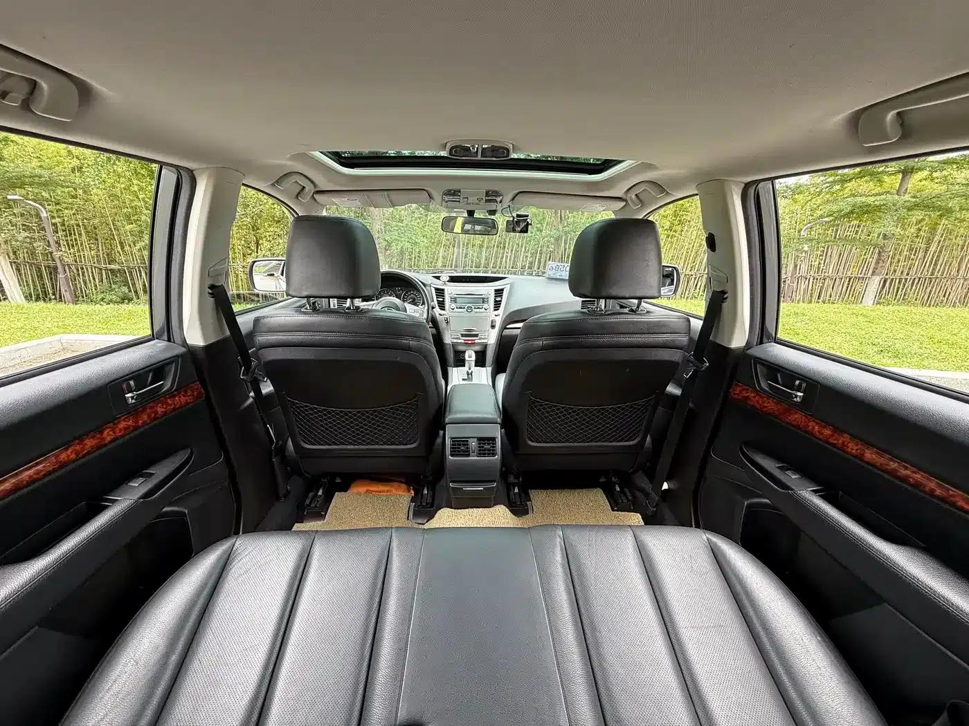 Outback 2010 2.5i Luxury Edition — миниатюра 15