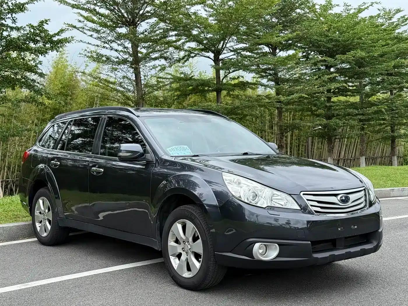 Outback 2010 2.5i Luxury Edition — миниатюра 3