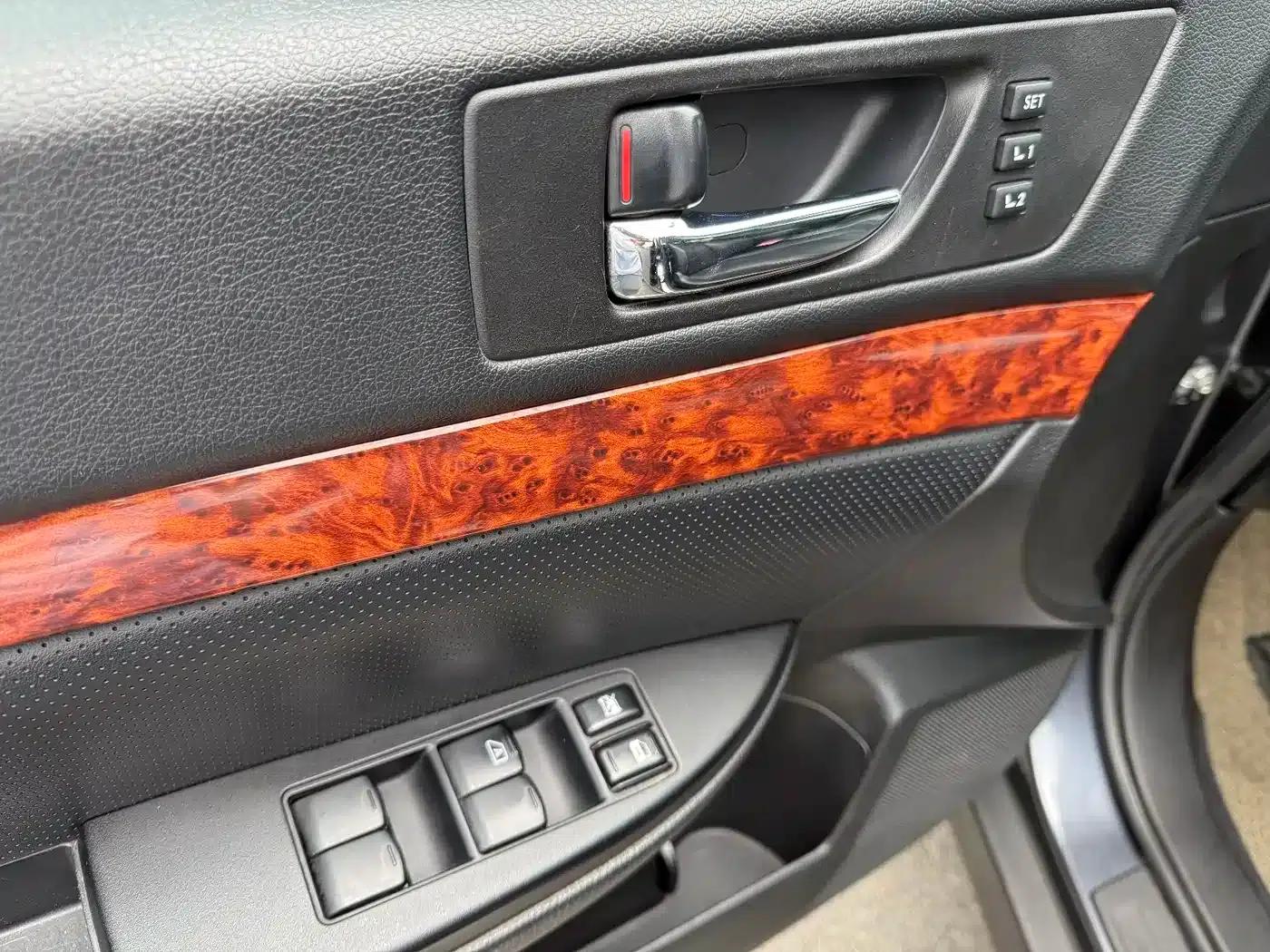 Outback 2010 2.5i Luxury Edition — миниатюра 10
