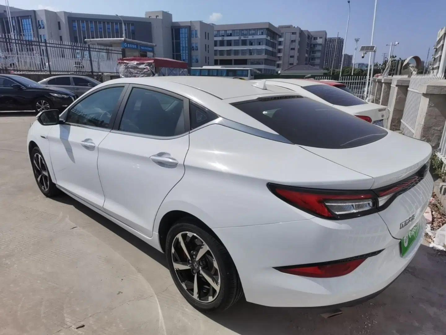 SOL A5 2021 1.5T CVT Luxury Smart Model — миниатюра 4