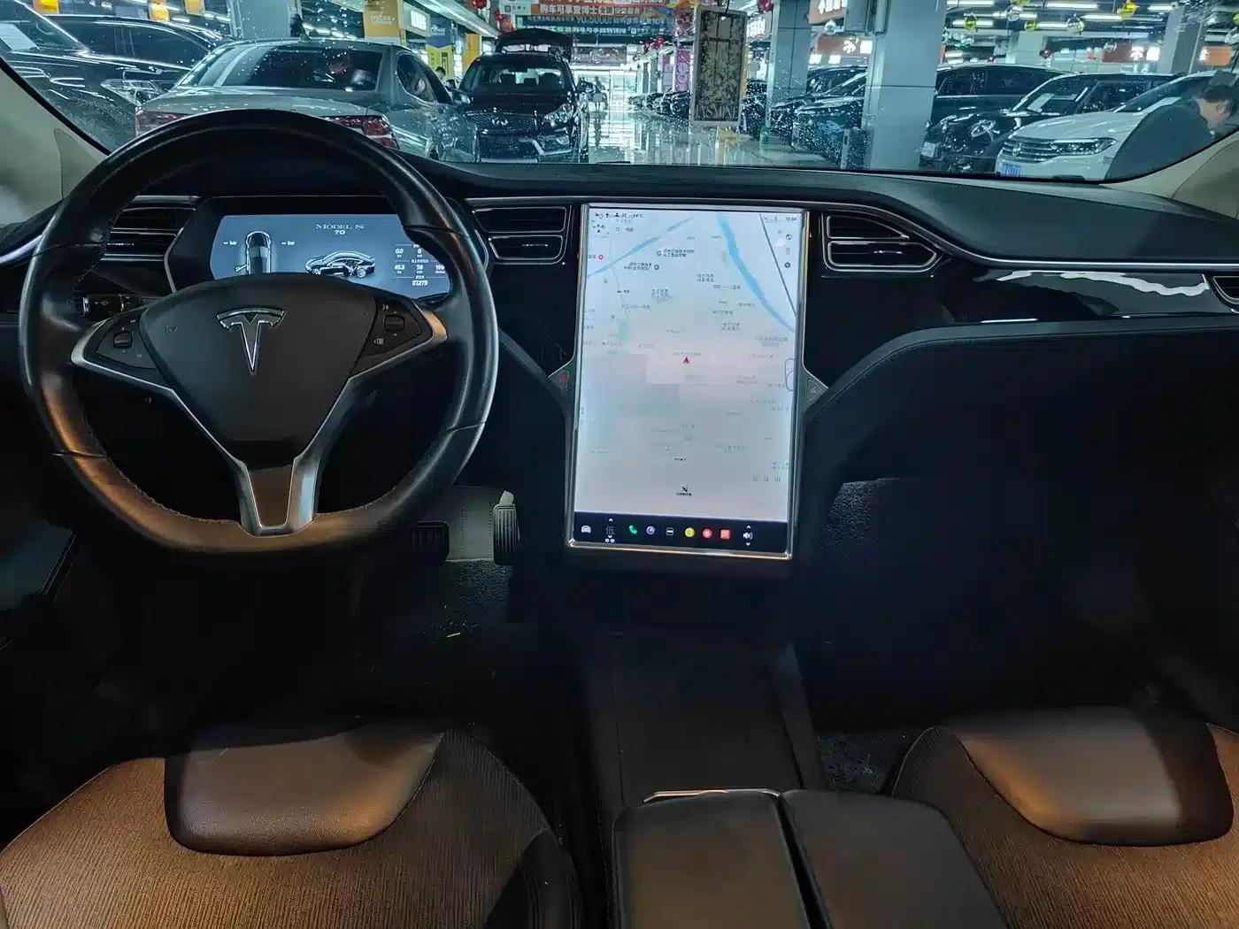 2016 Model S 70 — миниатюра 6