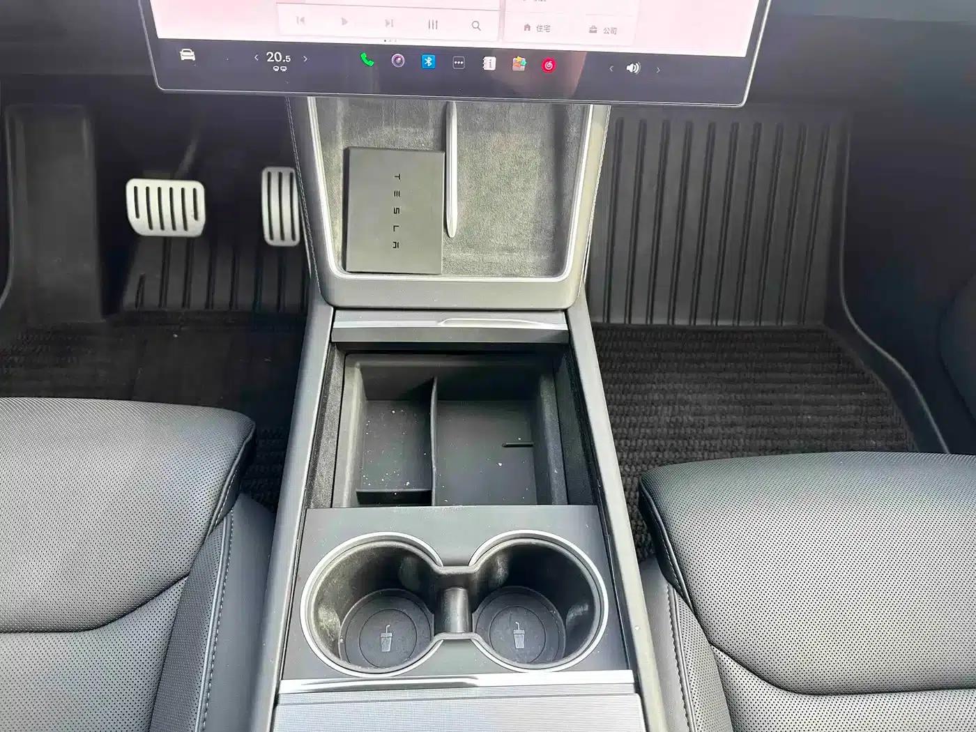 Model Y L 2025 Long Range All-Wheel Drive — миниатюра 19