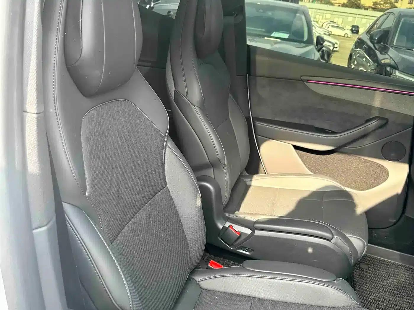 Model Y L 2025 Long Range All-Wheel Drive — миниатюра 25