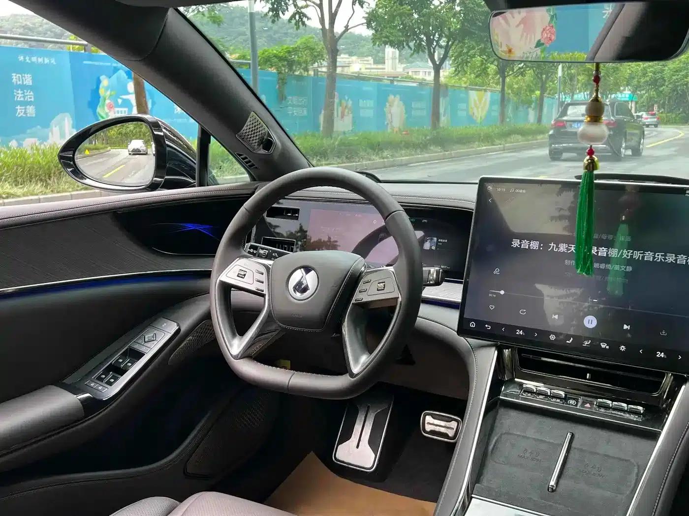 Denza Z9 2024 Model 1100km AWD Pro Edition — миниатюра 14