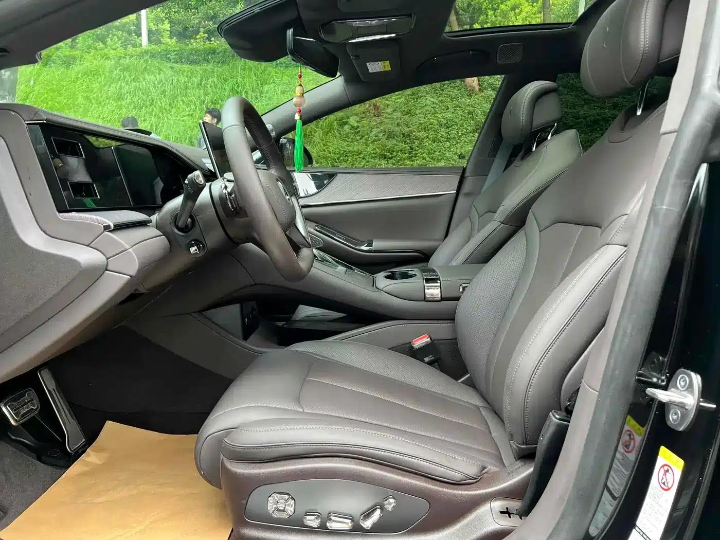 Denza Z9 2024 Model 1100km AWD Pro Edition — миниатюра 18