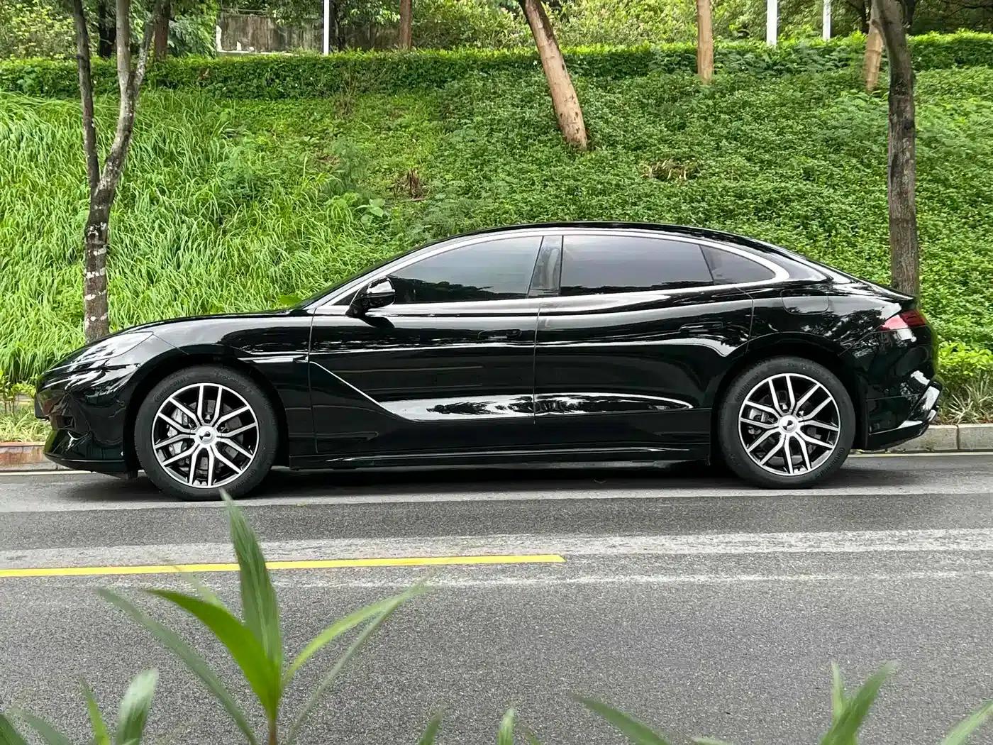 Denza Z9 2024 Model 1100km AWD Pro Edition — миниатюра 10