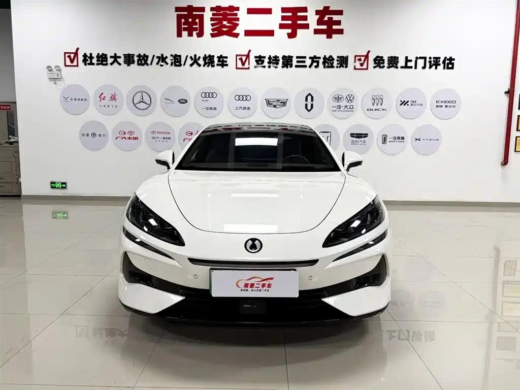 Denza Z9 2024 Model 1100km AWD Max Edition — миниатюра 2