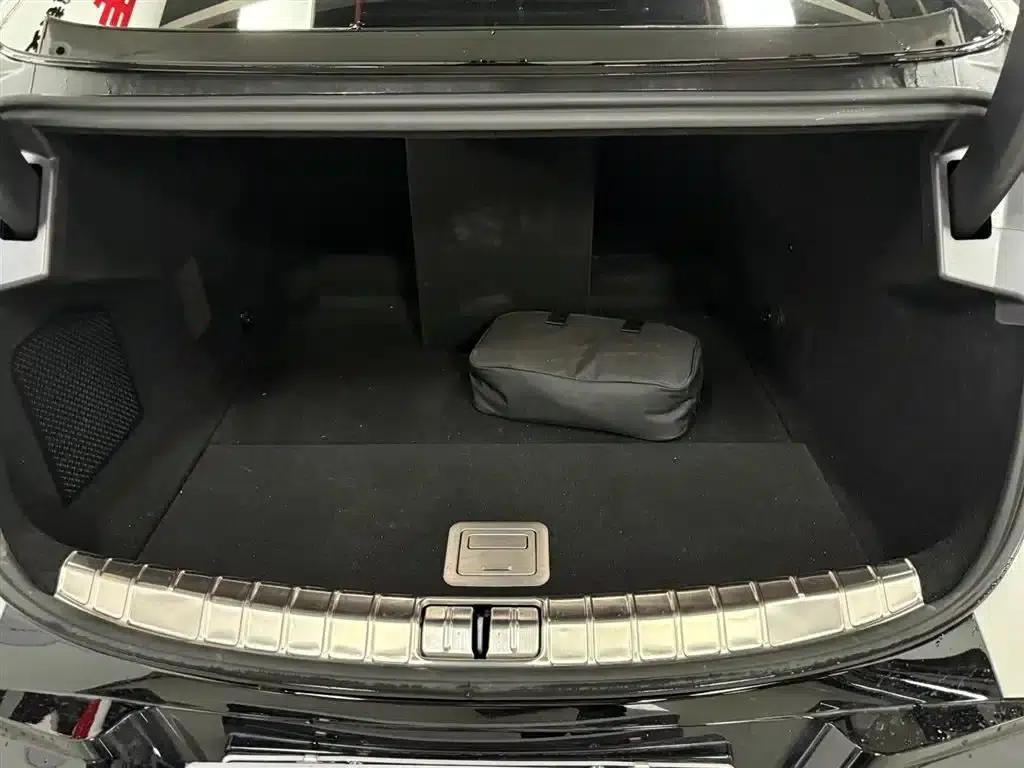 Denza Z9 2024 Model 1100km AWD Max Edition — миниатюра 13