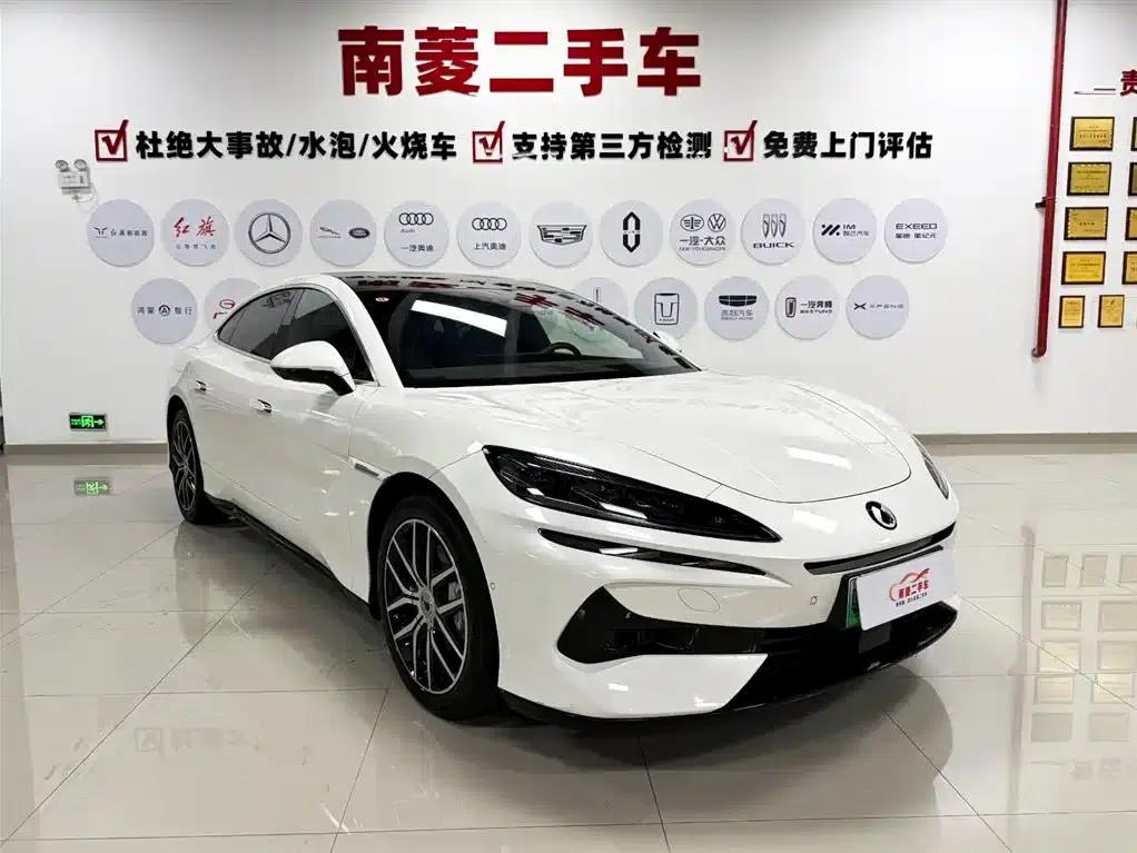 Denza Z9 2024 Model 1100km AWD Max Edition — миниатюра 3