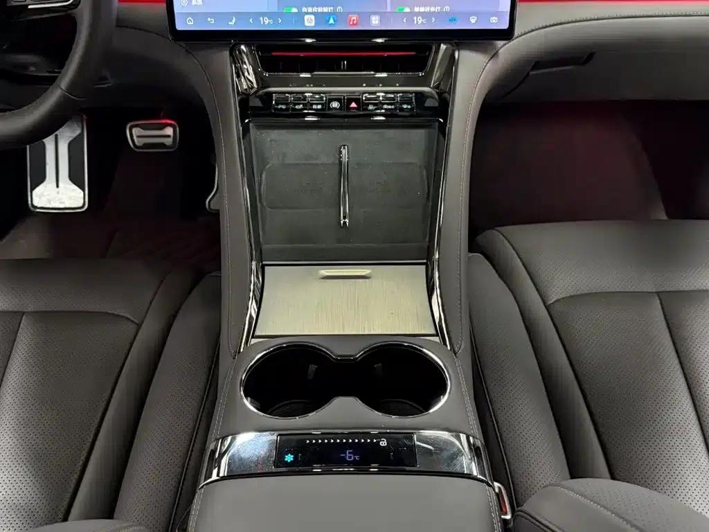 Denza Z9 2024 Model 1100km AWD Max Edition — миниатюра 25