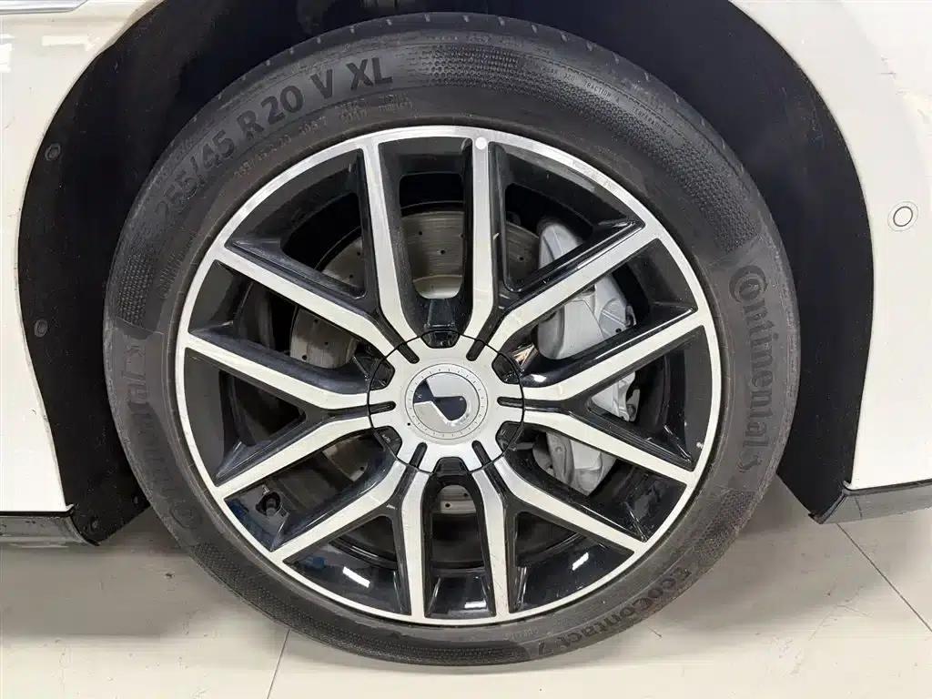 Denza Z9 2024 Model 1100km AWD Max Edition — миниатюра 31