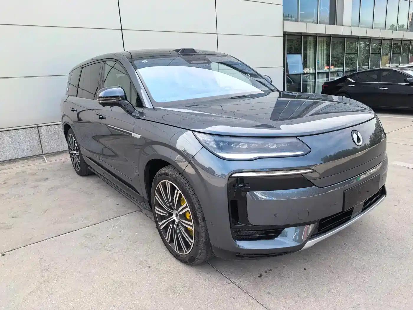 Denza N9 2025 Premium Edition — миниатюра 3