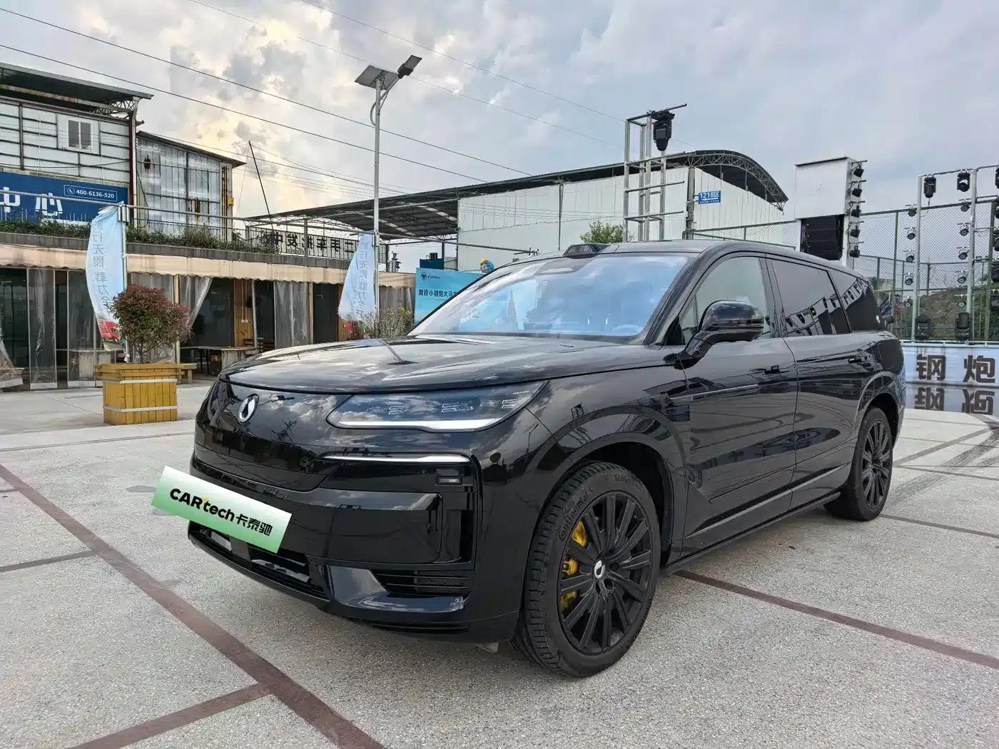 Denza N9 2025 Flagship Edition — миниатюра 1