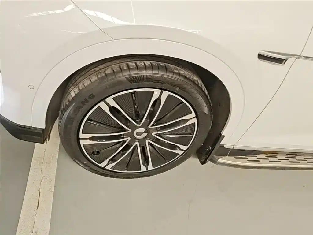 Denza N7 2024 630 AWD Intelligent Driving Max Edition — миниатюра 23