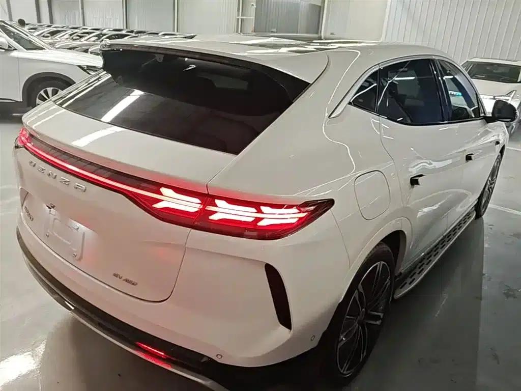 Denza N7 2024 630 AWD Intelligent Driving Max Edition — миниатюра 7