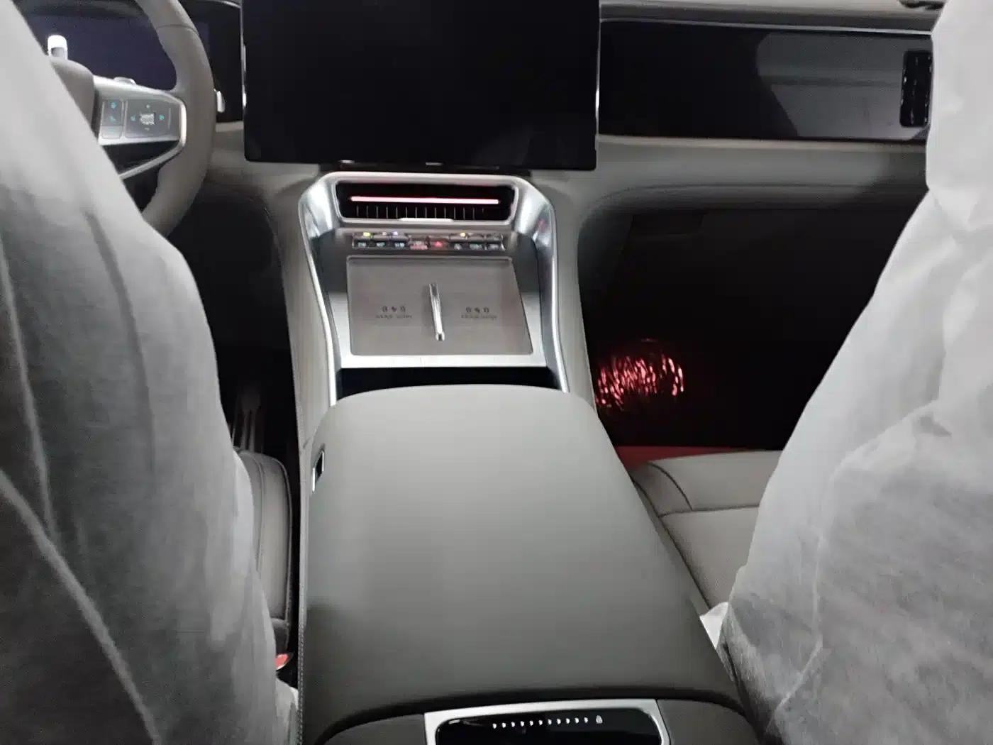 Denza N8L 2025 Flagship Edition — миниатюра 5