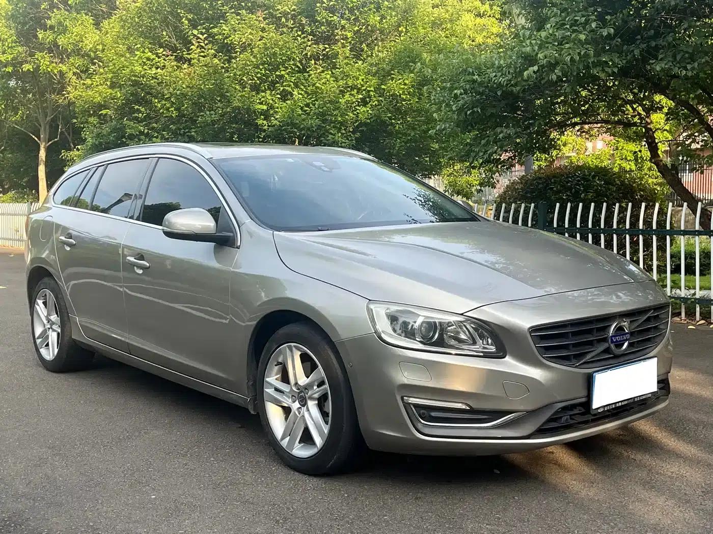 2013 Volvo V60 T5 Comfort Edition — миниатюра 3