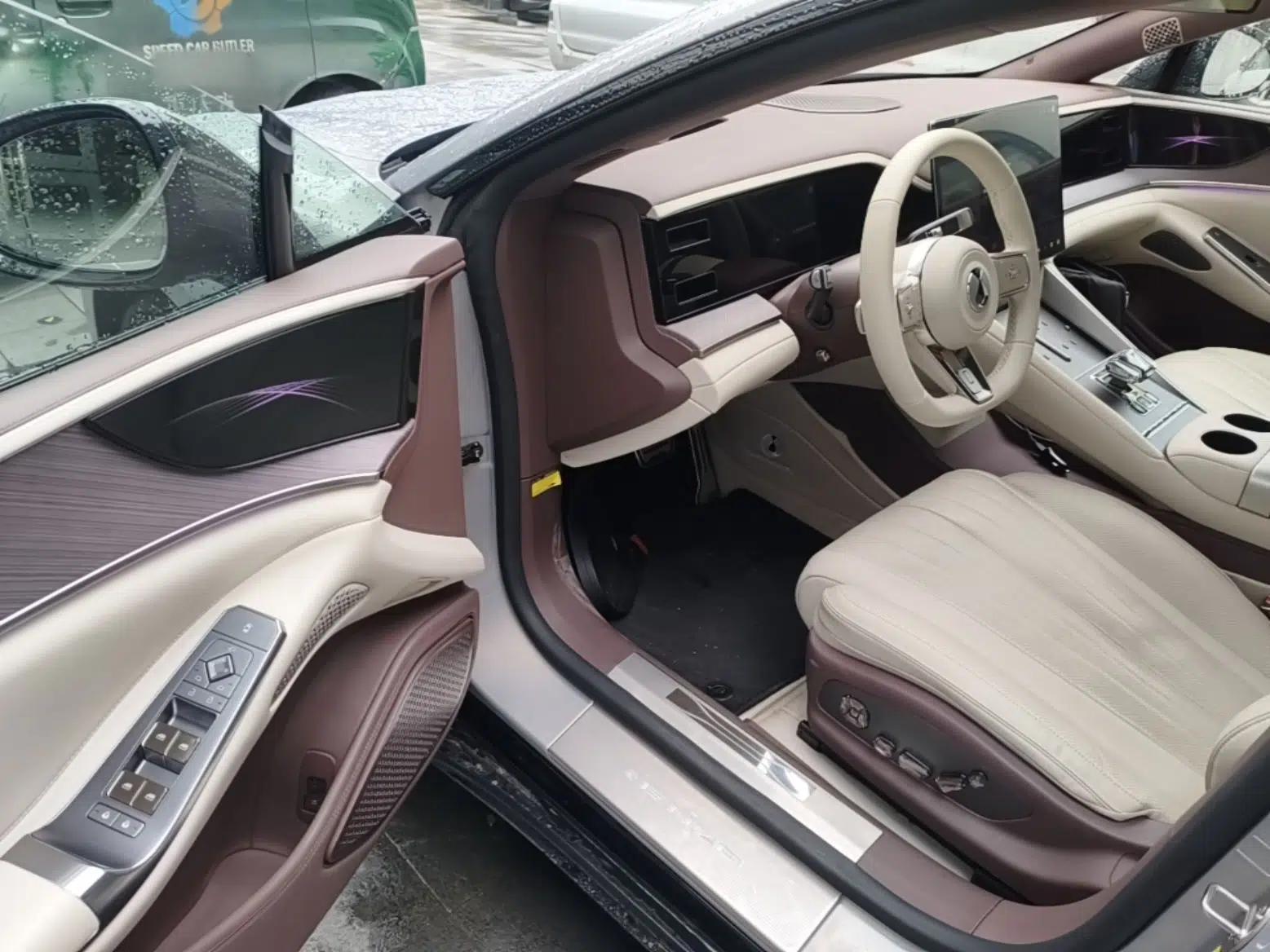 Denza Z9GT 2024 1100 Four-Wheel Drive Ultra Version — миниатюра 19