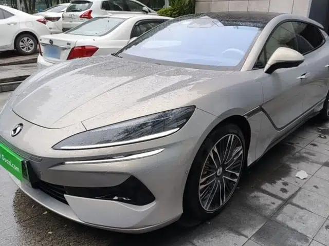 Denza Z9GT 2024 1100 Four-Wheel Drive Ultra Version