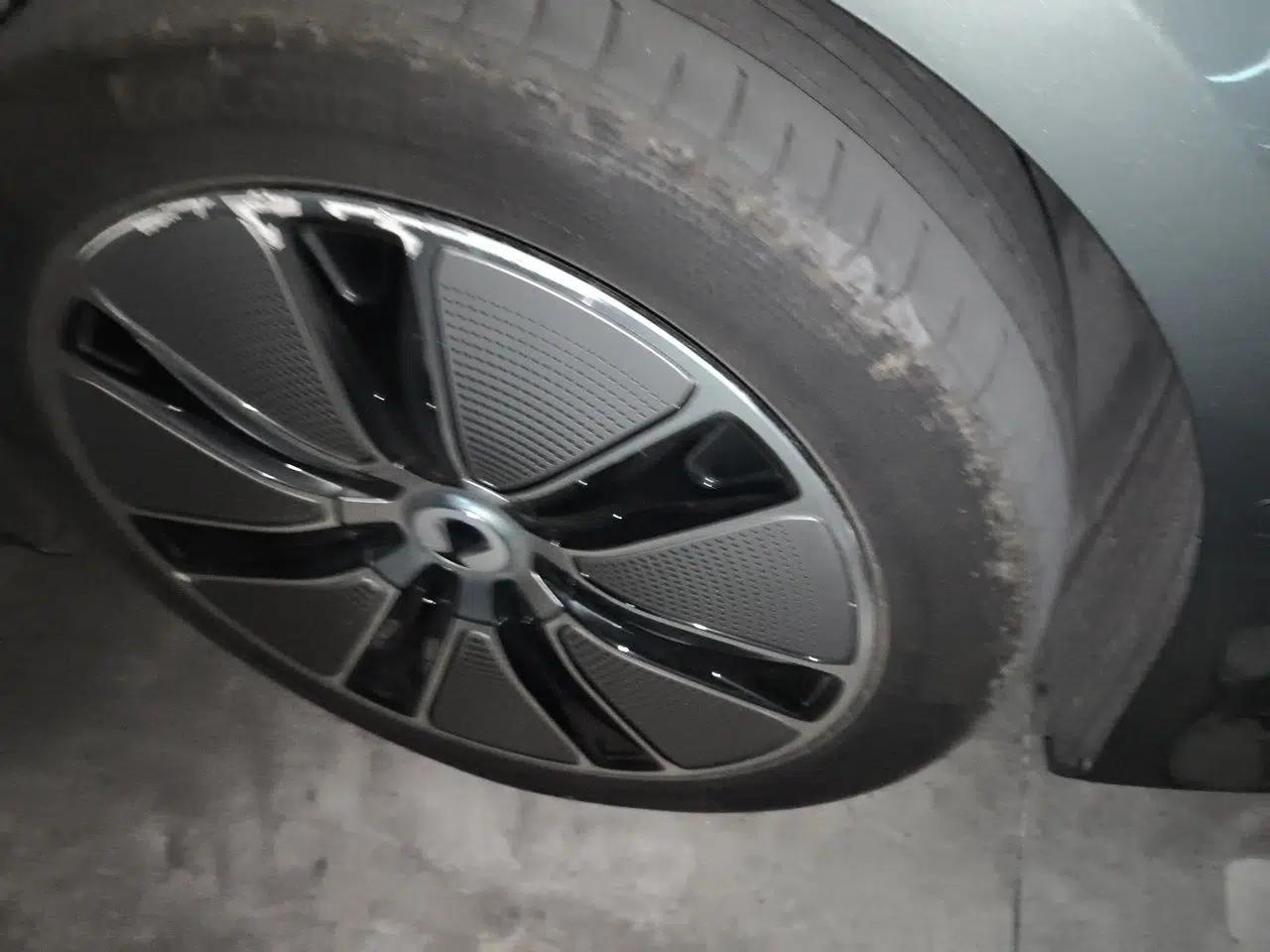 Denza Z9GT 2024 1100 4x4 Max First Edition — миниатюра 8