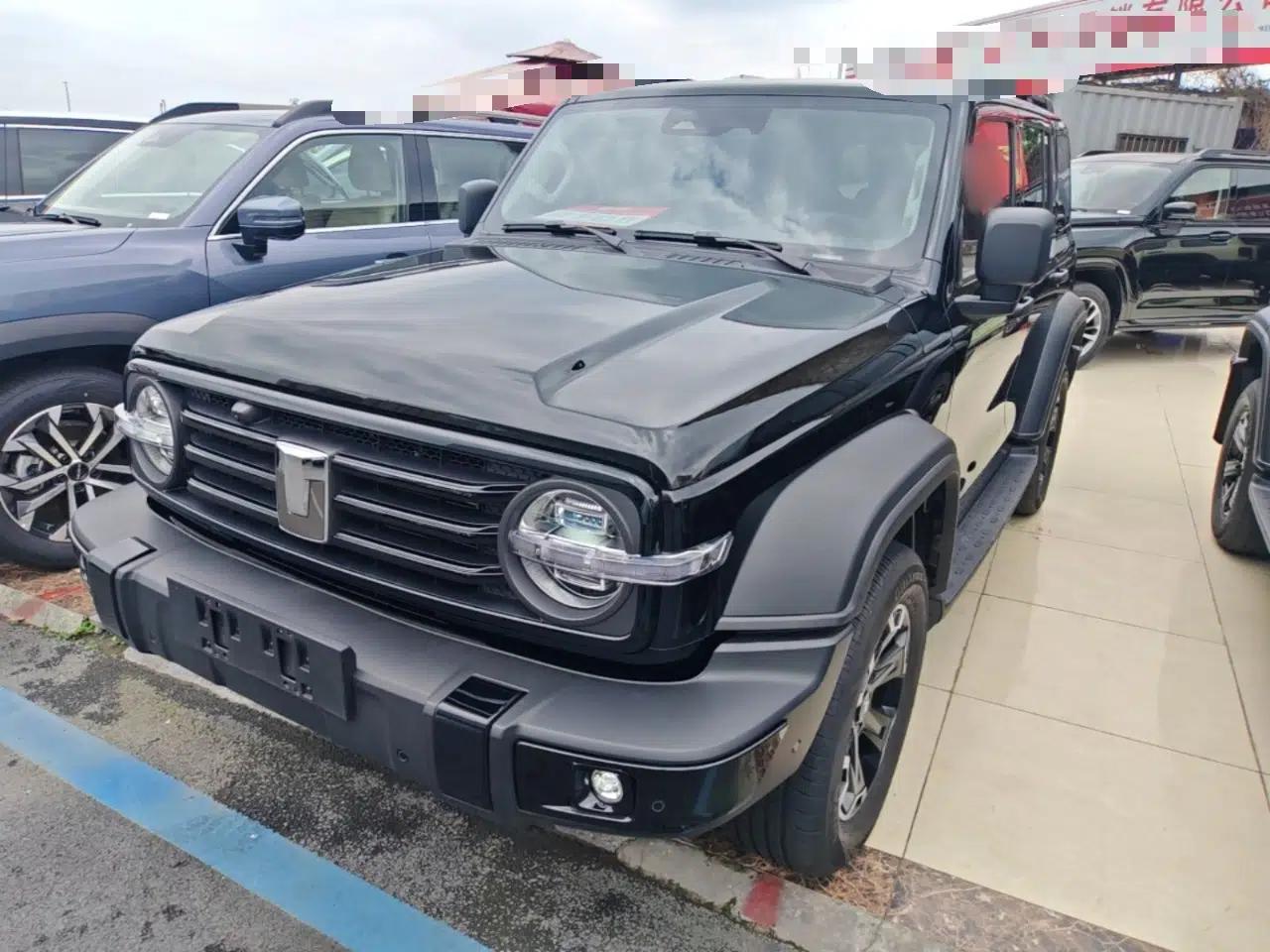 Tank 300 New Energy 2025 Model, Hi4-T 36.7kWh — миниатюра 1