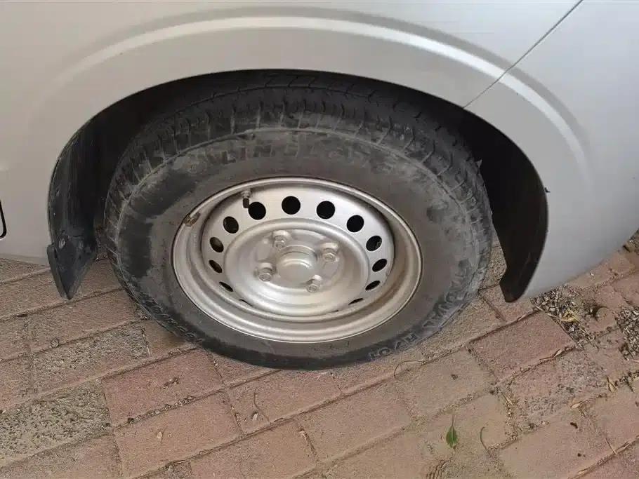 Wuling Hongguang V 2019 1.5L Basic Model (National VI Emission Standard) LAR — миниатюра 6