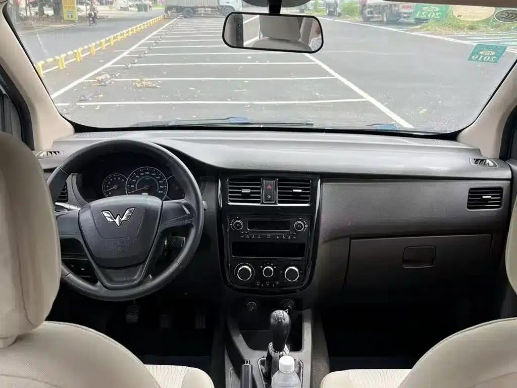 Wuling Rongguang V 2016 1.5L Standard Edition — миниатюра 5