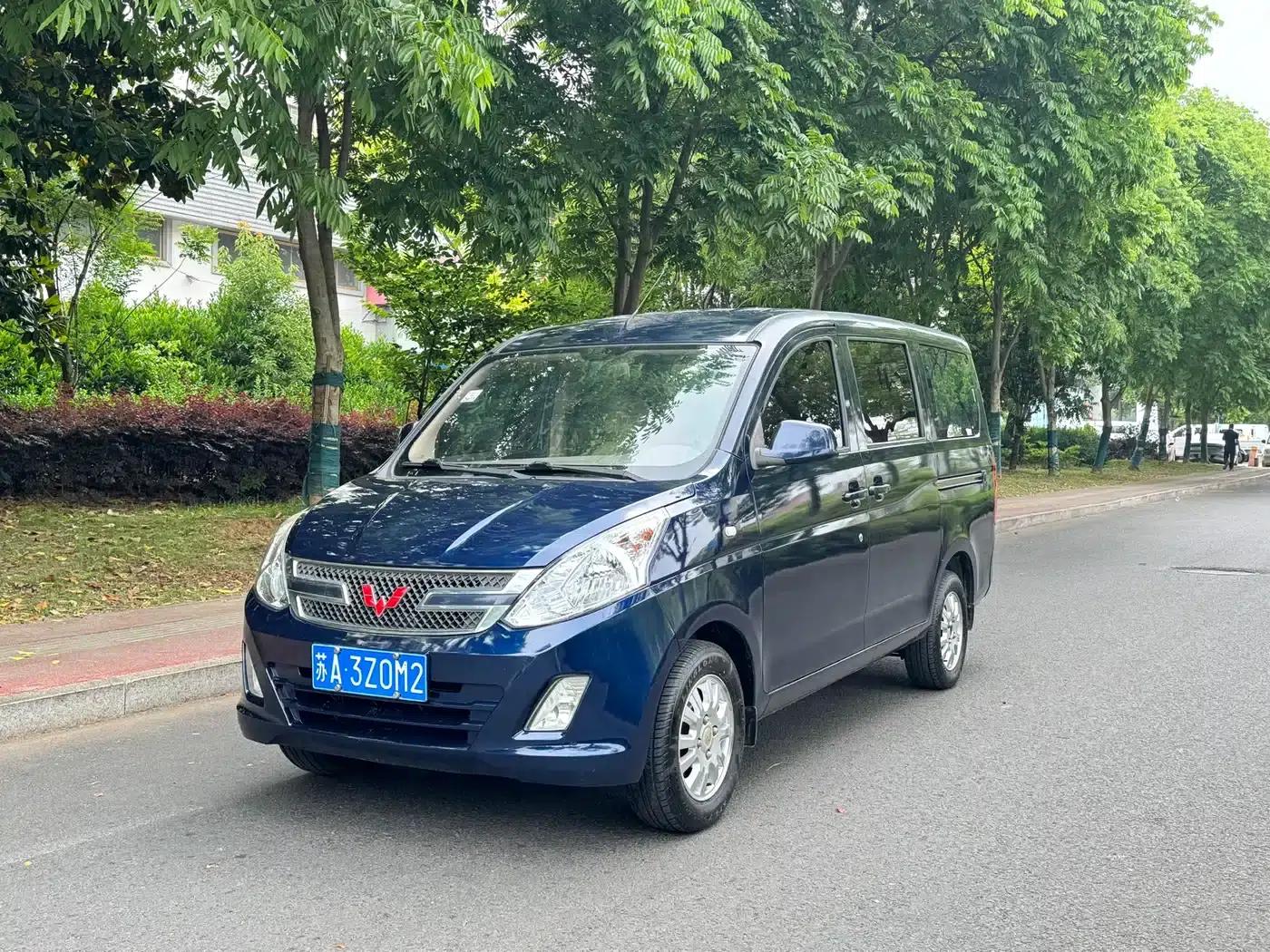 Wuling Rongguang V 2016 1.2L Standard Edition — миниатюра 1