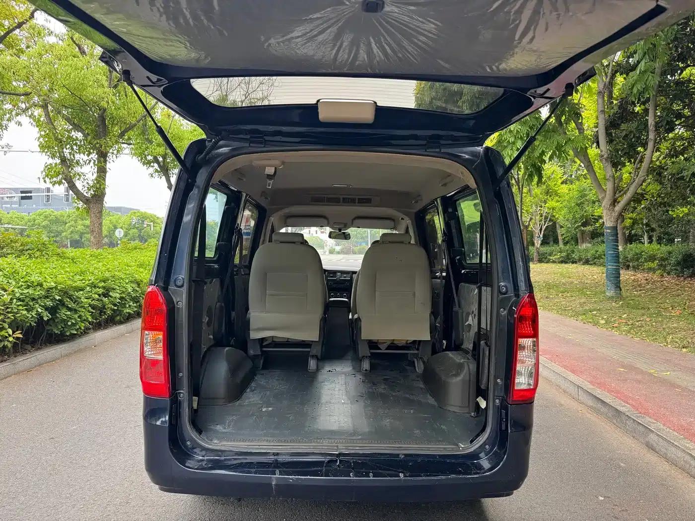 Wuling Rongguang V 2016 1.2L Standard Edition — миниатюра 13