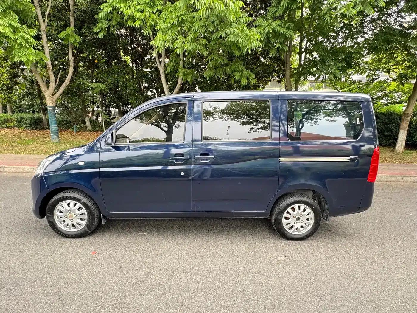 Wuling Rongguang V 2016 1.2L Standard Edition — миниатюра 3