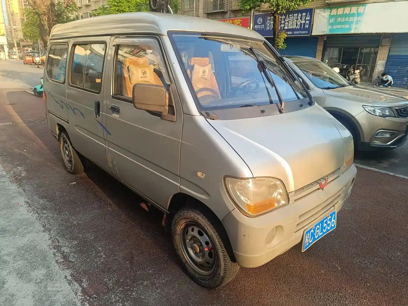 Wuling Sunshine 2010 1.0L New Practical Short Body L2Y — миниатюра 3