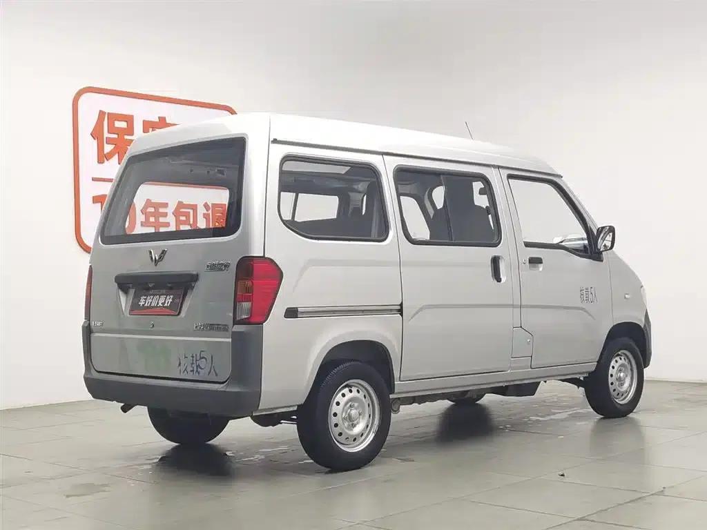 Wuling Sunshine 2023 1.5L Practical 5/7 Seat — миниатюра 2