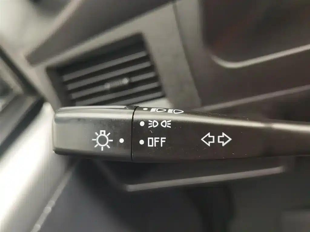 Wuling Sunshine 2023 1.5L Practical 5/7 Seat — миниатюра 21