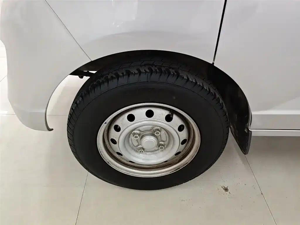 Wuling Rongguang S 2023 1.5L Basic 2-Seater with Closed Windows — миниатюра 23