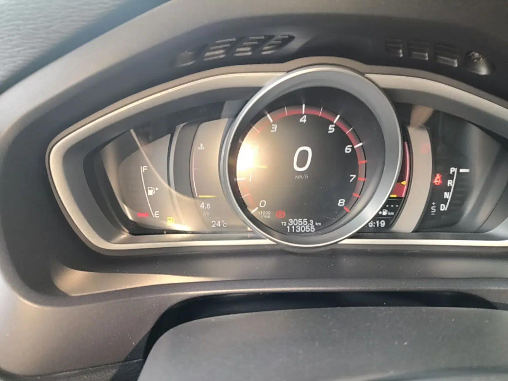 Volvo V40 2019 T3 Zhiyi Edition — миниатюра 15