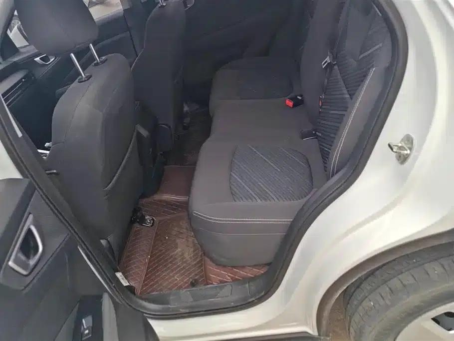 Wuling Xingchi 2023 1.5L CVT Comfort Edition — миниатюра 11